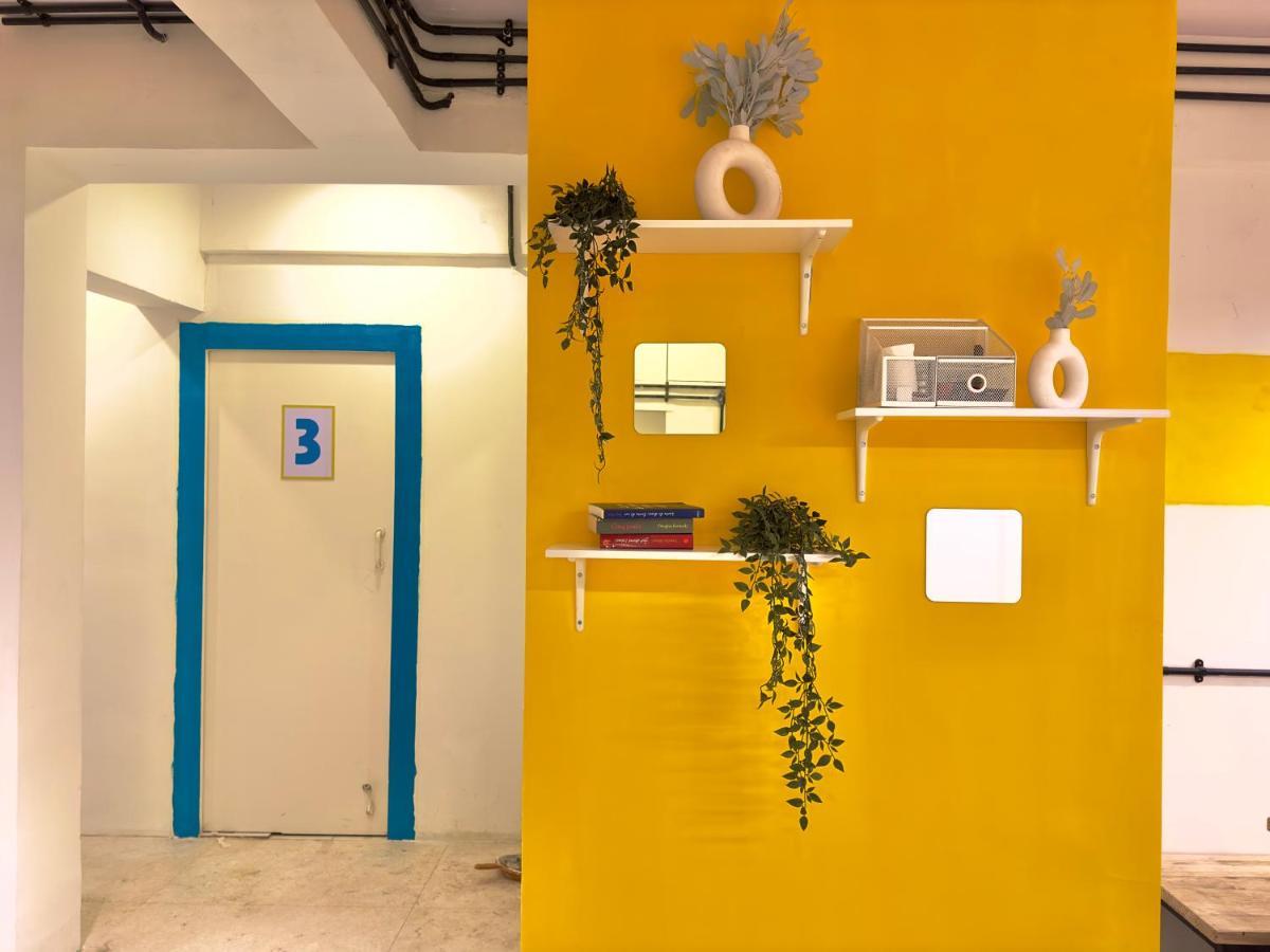 Locomo Express - Stay Work Eat Mumbai Ngoại thất bức ảnh