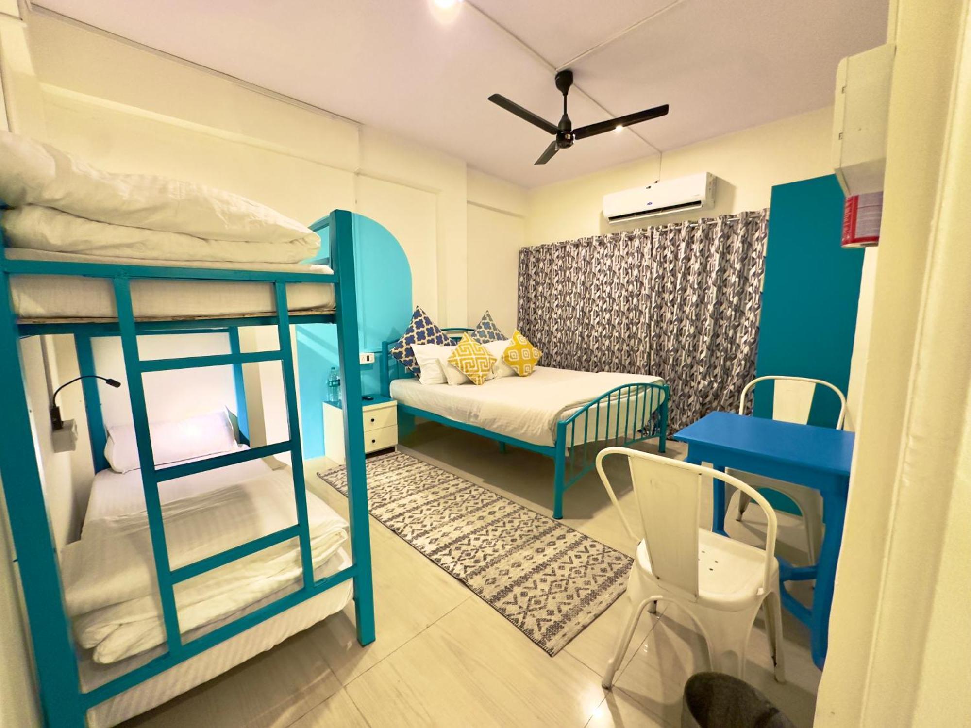 Locomo Express - Stay Work Eat Mumbai Ngoại thất bức ảnh