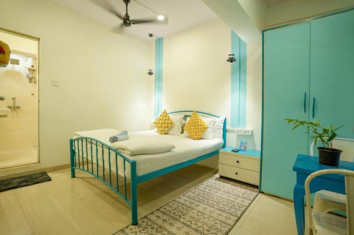 Locomo Express - Stay Work Eat Mumbai Ngoại thất bức ảnh