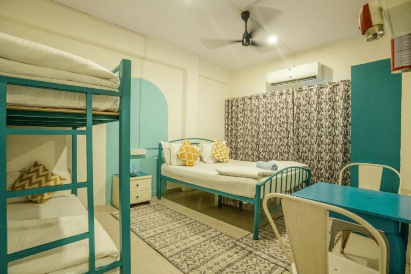 Locomo Express - Stay Work Eat Mumbai Ngoại thất bức ảnh